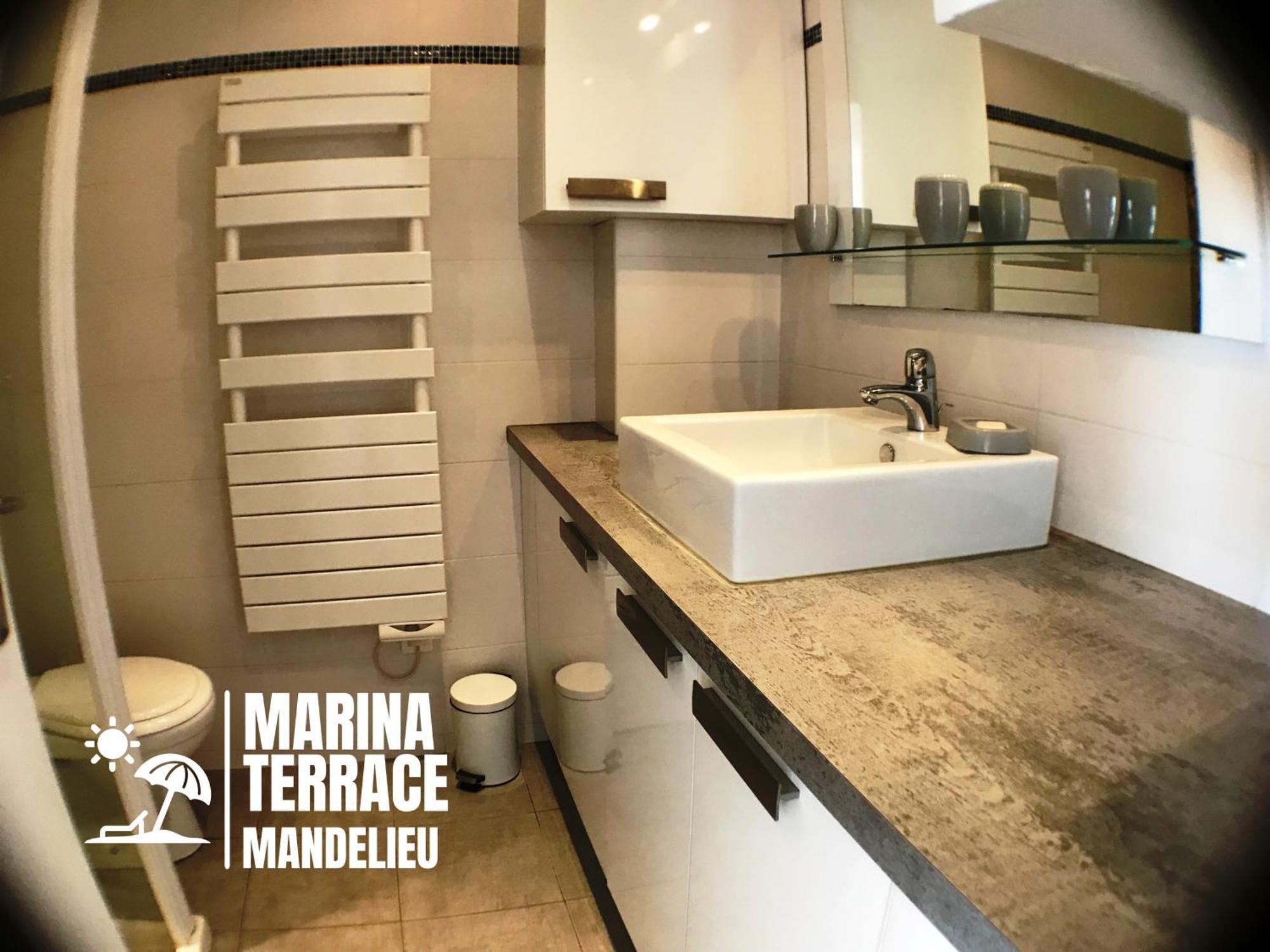 Appartamento Marina Terrace Mandelieu Esterno foto