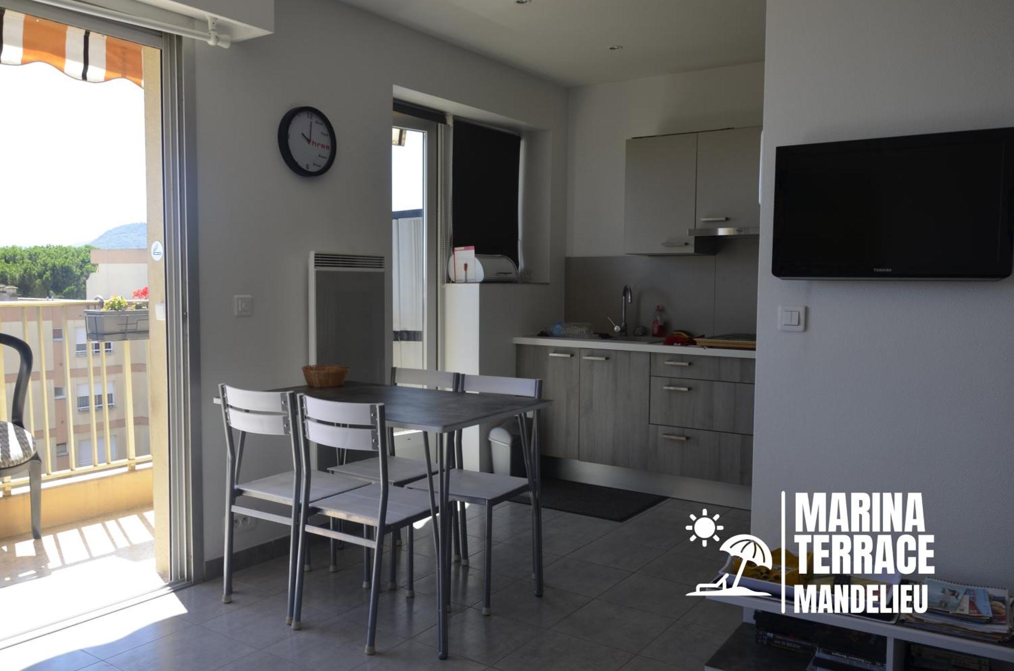 Appartamento Marina Terrace Mandelieu Esterno foto